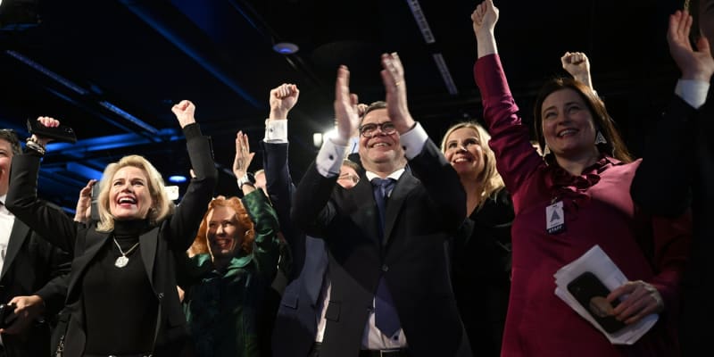Novým finským prezidentem se stal Alexander Stubb.