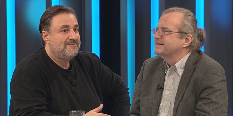 Komentátoři Petros Michopulos a Radko Kubičko v pořadu 360 