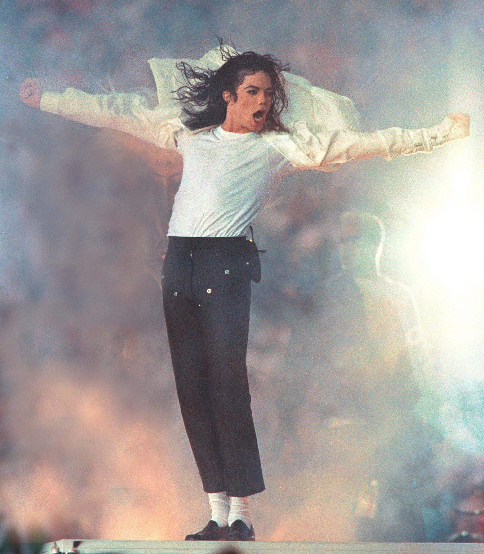Michael Jackson během svého legendárního vystoupení na Super Bowlu v roce 1993.