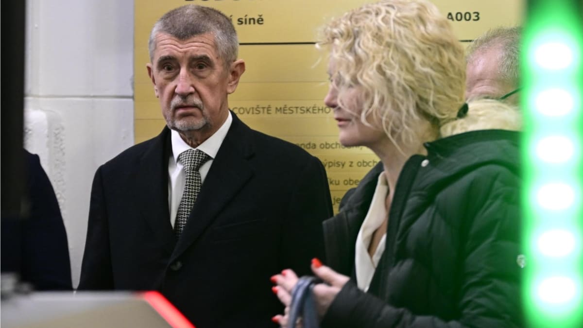 Předseda hnutí ANO Andrej Babiš u soudu
