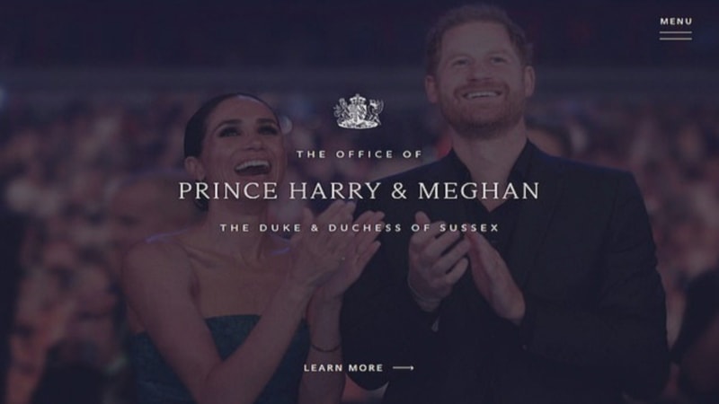 Harry a Meghan spustili nový web, který vyvolal konflikt s královským palácem. 