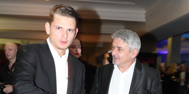 Michal Suchánek se přiznal k autonehodě, jeho syn Jáchym zase k nejvyšší rychlosti, kterou kdy jel v autě.