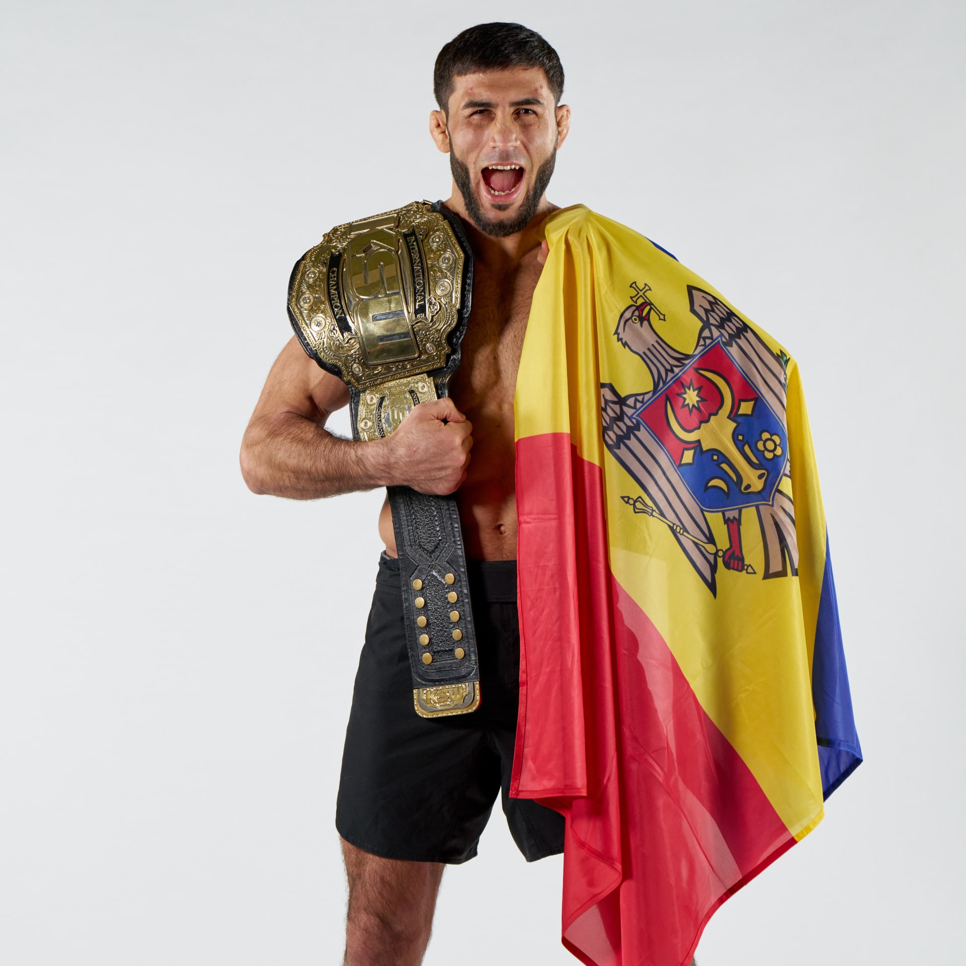 MMA zápasník Valeriu Mircea