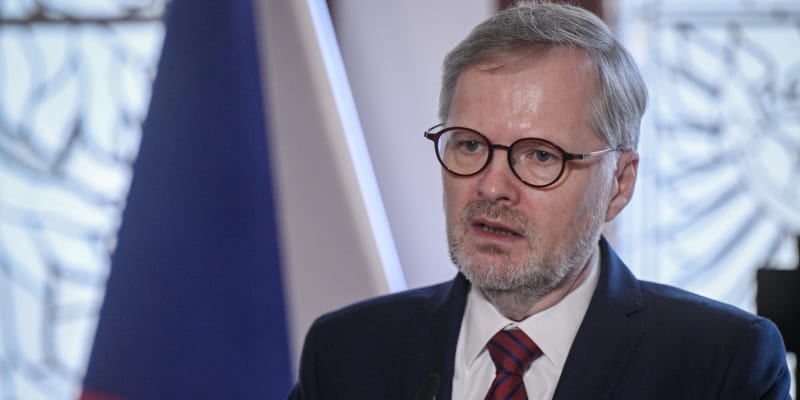 Premiér Petr Fiala (ODS) oznámil, že vláda zapsala tři subjekty na národní sankční seznam.