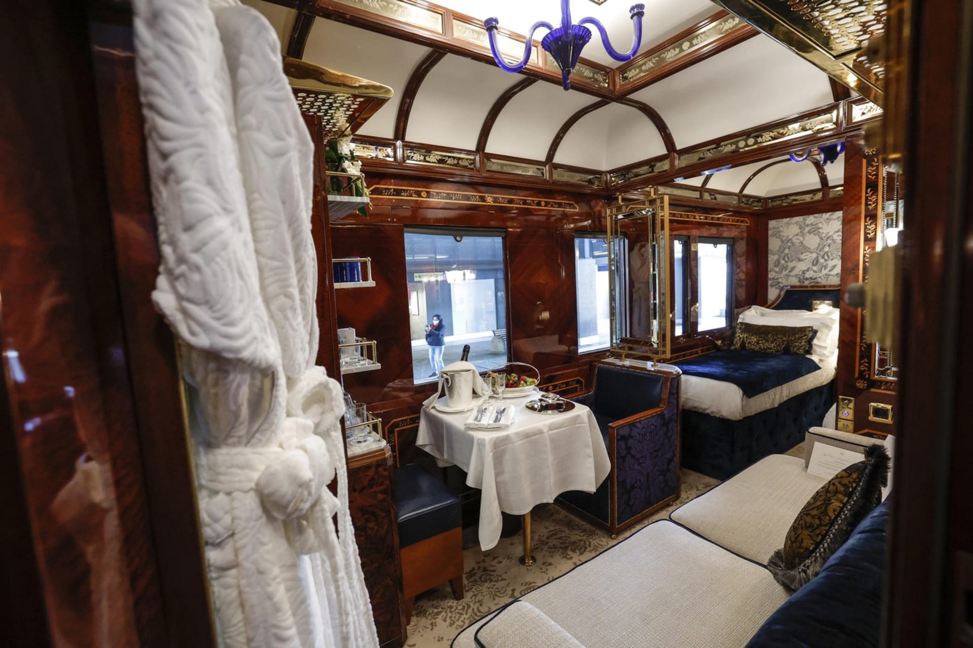 Nahlédně do vlaku Venice Simplon-Orient-Express společnosti Belmond. Jedna cesta vás vyjdete nejméně na 200 tisíc korun.