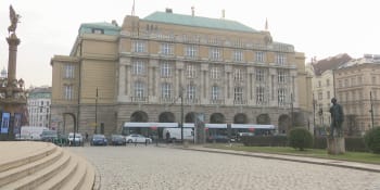 České univerzity v nebezpečí? Anonym vyhrožuje střelbou, policie po něm pátrá