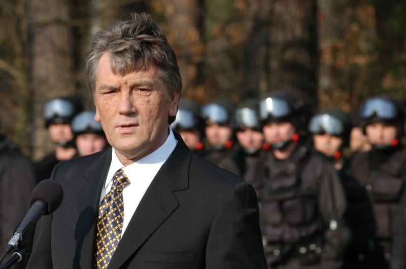 Viktor Juščenko byl nakonec zvolen prezidentem Ukrajiny