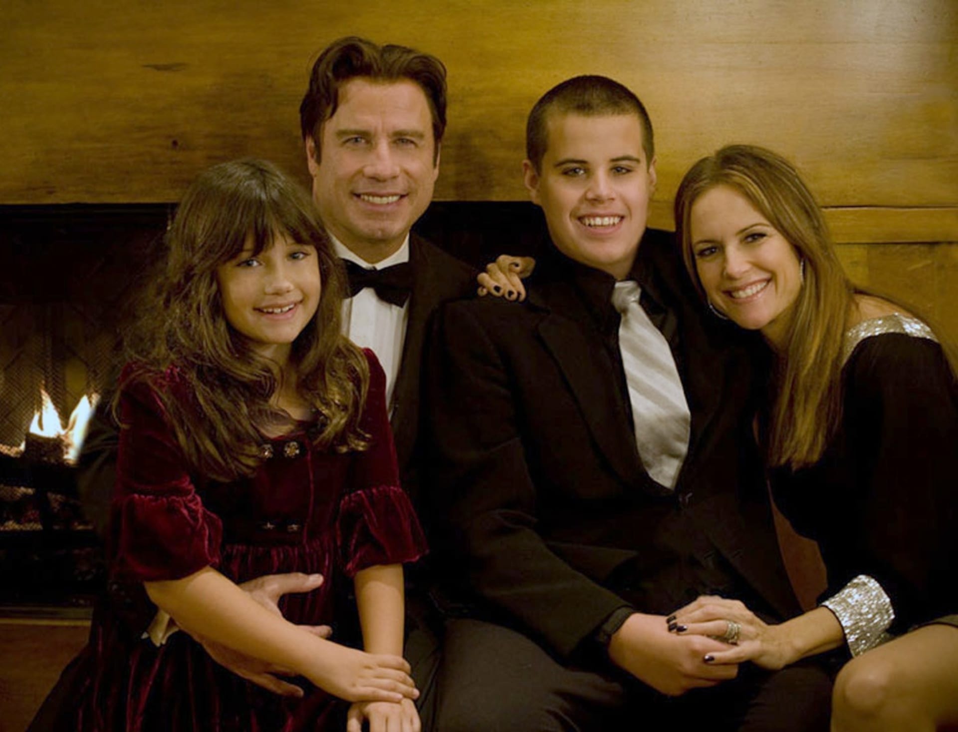 Travolta s manželkou, dcerou Ellou a synem Jettem, který v 16 letech tragicky zemřel.