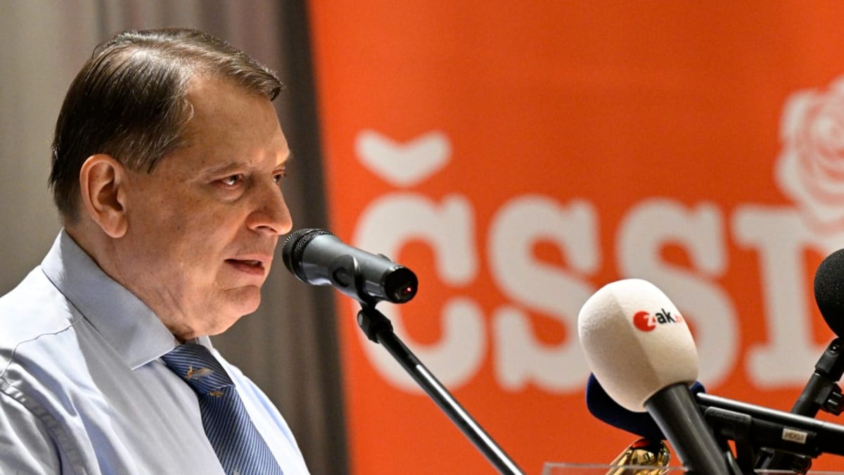 Jiří Paroubek se stal novým předsedou strany Česká suverenita sociální demokracie, která používá zkratku ČSSD. 