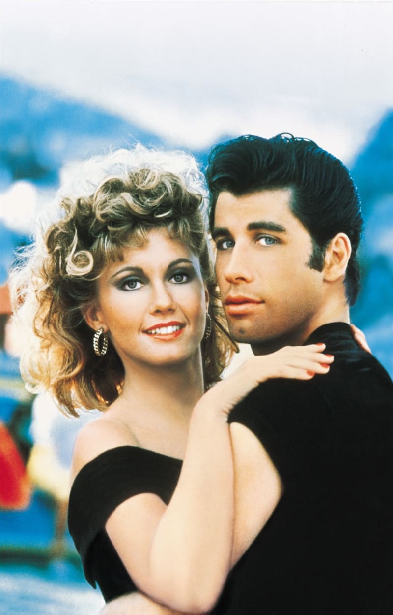 Travolta a Newton-John v kultovním filmovém muzikálu Pomáda.