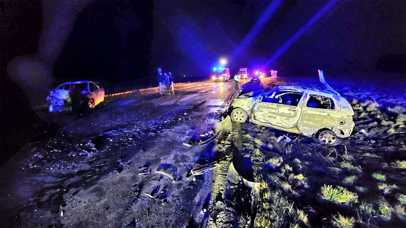 Při havárii u slovenské obce Semerovo přišli o život dva lidé. 