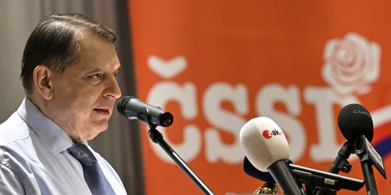 Jiří Paroubek se stal novým předsedou strany Česká suverenita sociální demokracie, která používá zkratku ČSSD. 