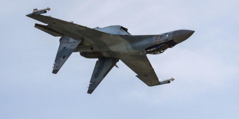 Takhle vypadá stíhačka Su-35.