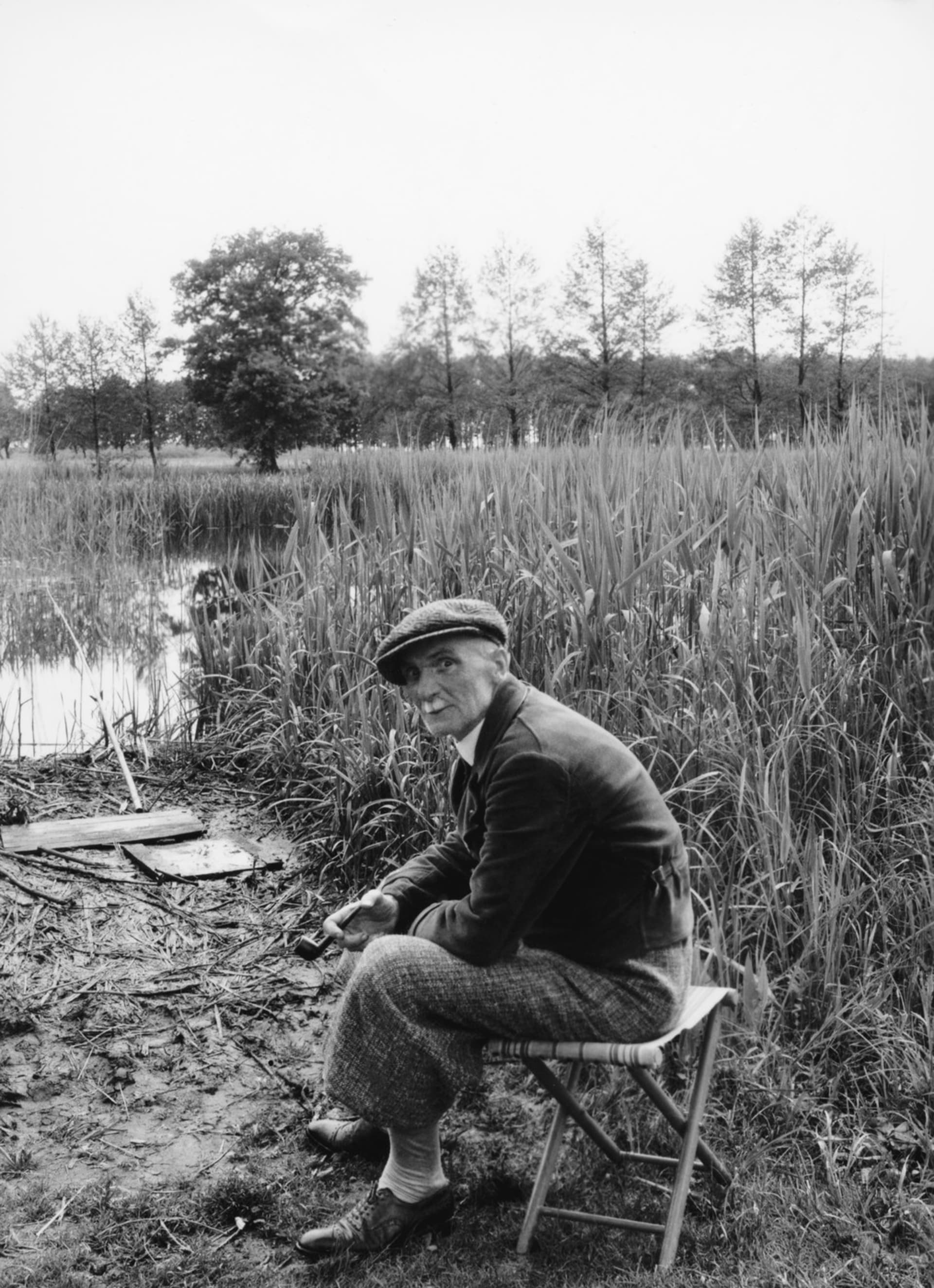 Hercův otec básník Stanislav Kostka Neumann byl vášnivým rybářem. 