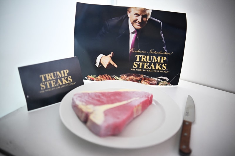 Trumpovy steaky v Muzeu selhání ve Washingtonu