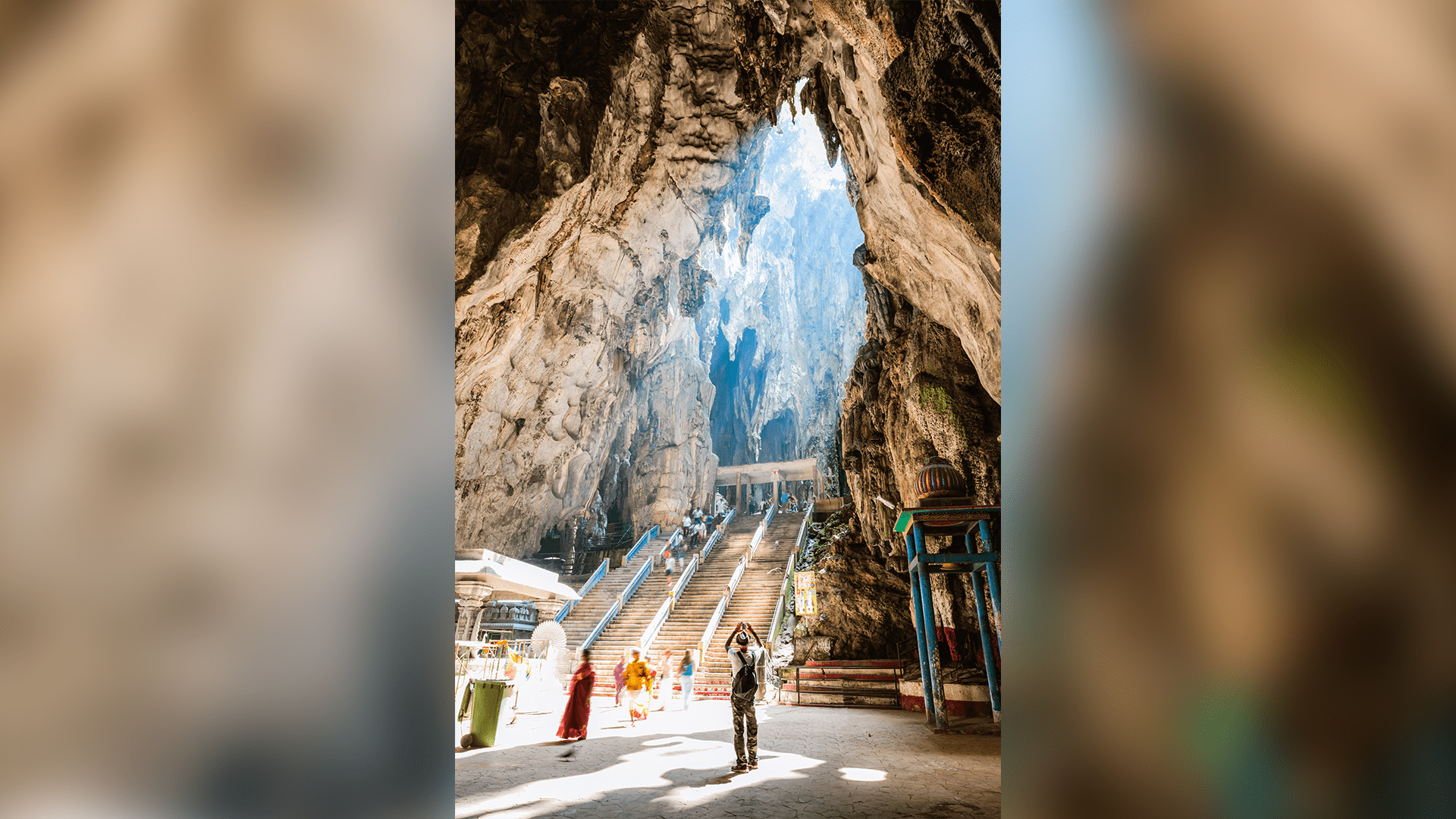 Jeskyně Batu jsou jednou z nejoblíbenějších turistických atrakcí Malajsie.