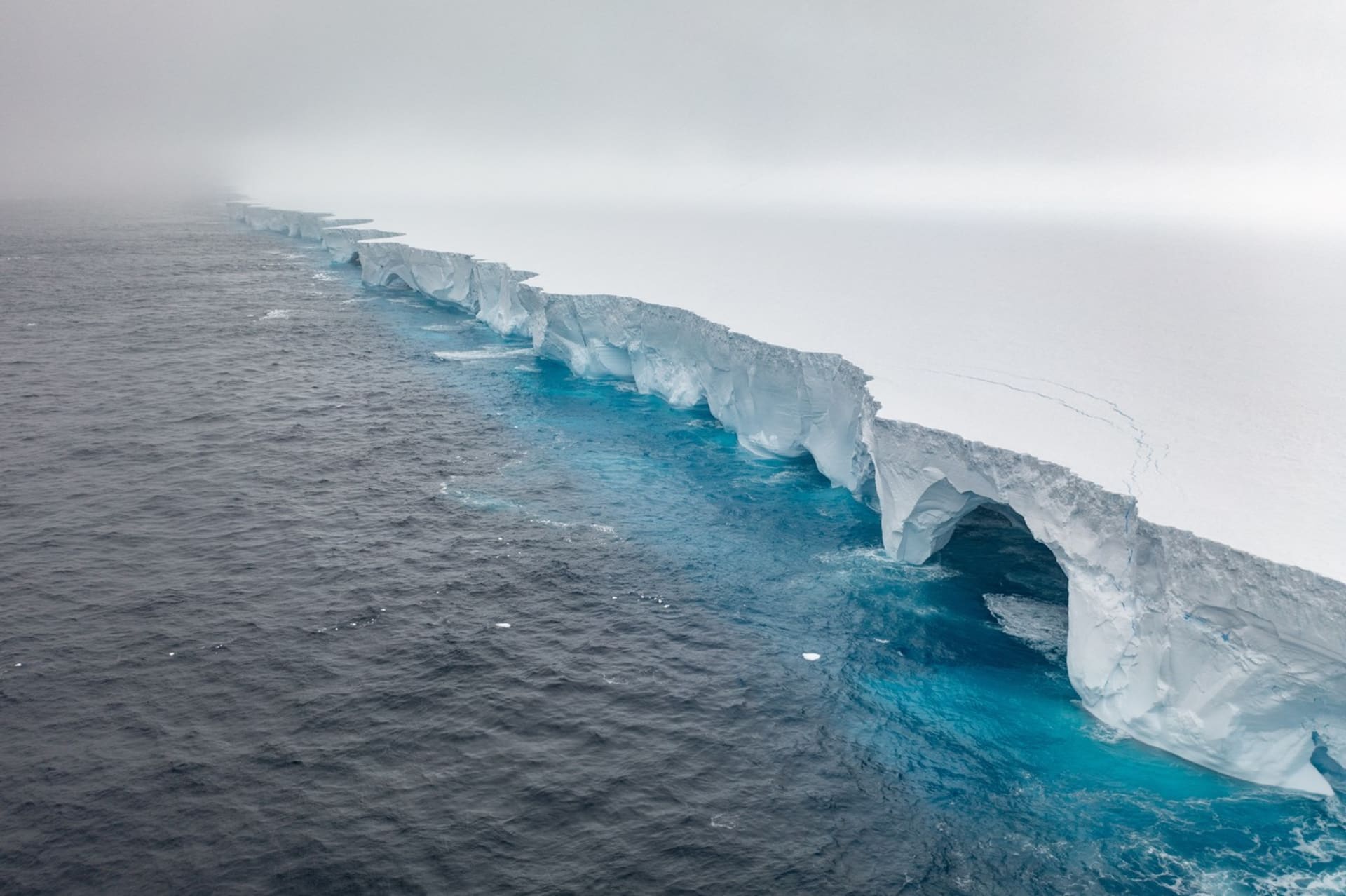 Největší ledovec světa nyní zřejmě čeká nevyhnutelný konec