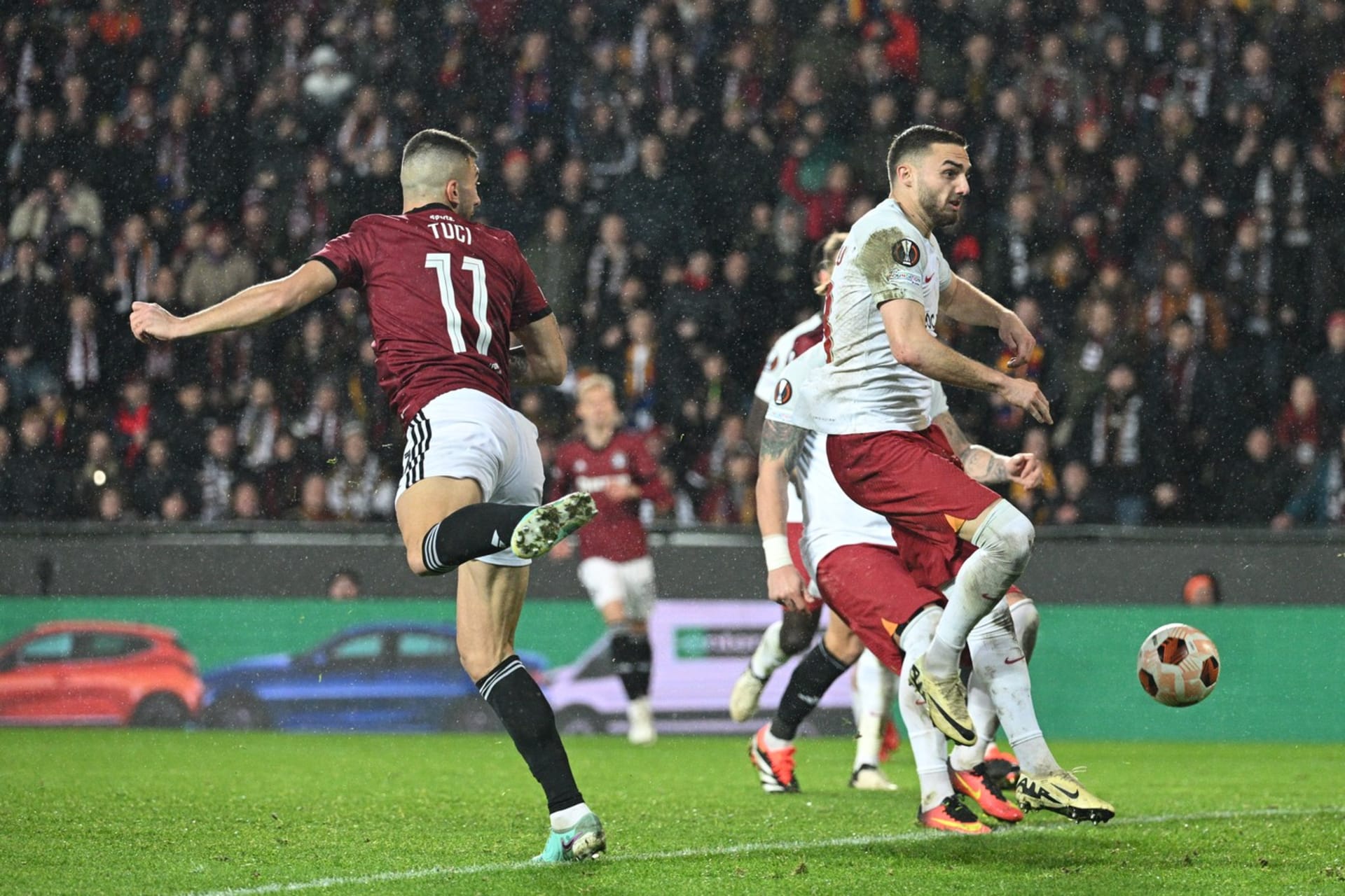 Odvetné utkání 2. kola fotbalové Evropské ligy mezi Spartou tureckým týmem Galatasaray Istanbul (22. 2. 2024)
