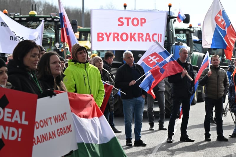 Protesty zemědělců na hranicích se Slovenskem