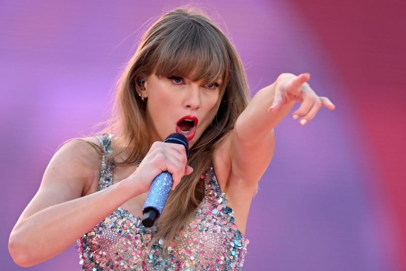 Turné The Eras Tour Taylor Swift má nakročeno k tomu, aby se stalo nejúspěšnější hudební tour v historii.
