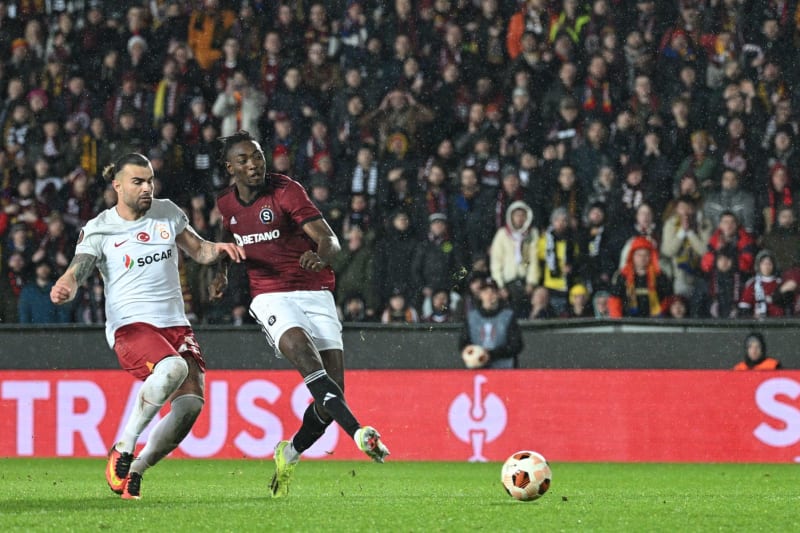 Odvetné utkání 2. kola fotbalové Evropské ligy mezi Spartou tureckým týmem Galatasaray Istanbul (22. 2. 2024)