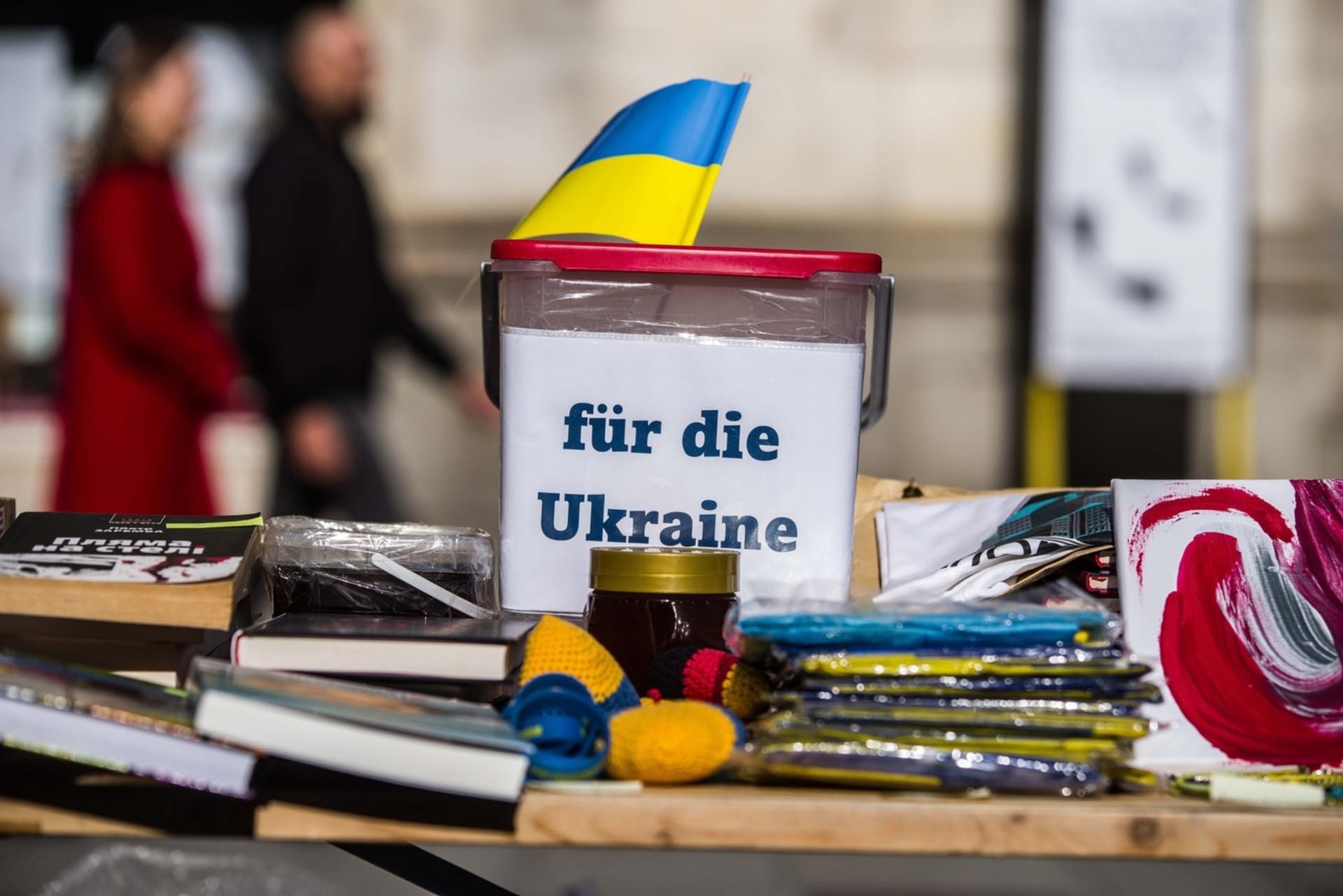 Ukrajinci v německém Mnichově uspořádali akci jako poděkování za podporu, kterou Německo Ukrajině poskytuje.