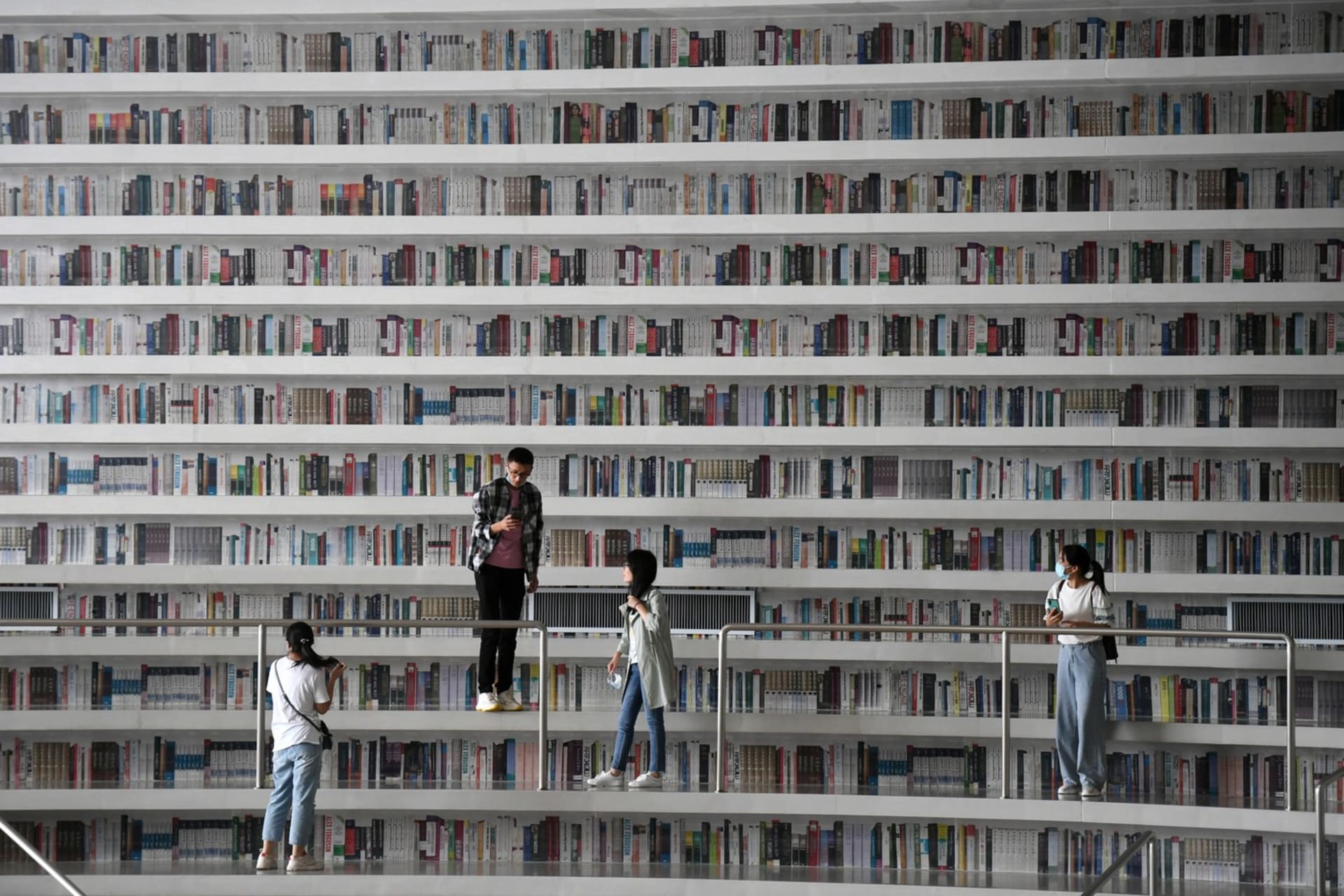 Knihovna Tchien-ťin Binhai v Číně