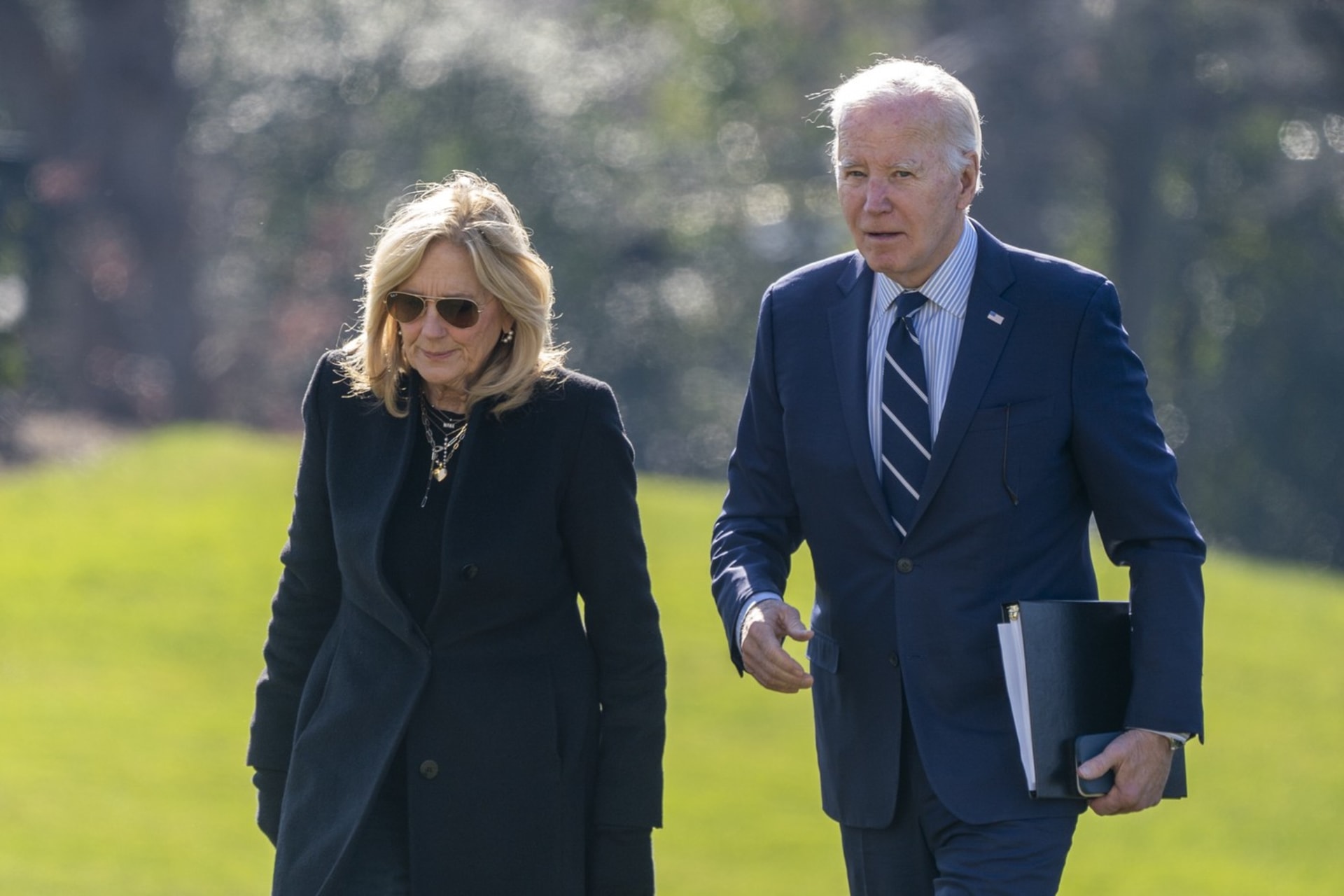 Americký prezident Joe Biden se svou manželkou Jill