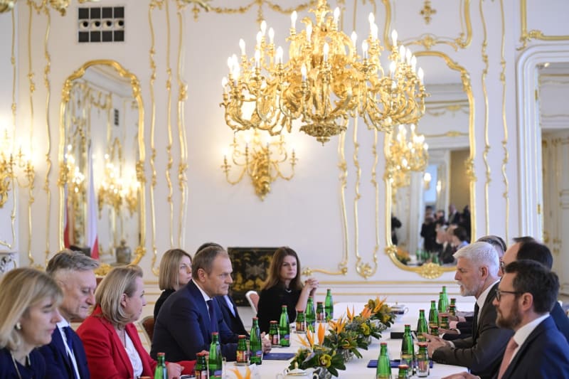 Donald Tusk jsednal s prezidentem Petrem Pavlem.