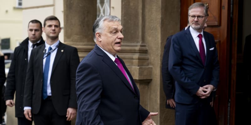 Viktor Orbán a Petr Fiala na setkání premiérů zemí V4 (27. 2. 2024)