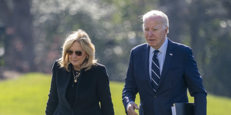 Americký prezident Joe Biden se svou manželkou Jill
