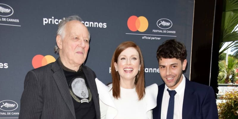 Werner Herzog, Julianne Moore a Xavier Dolan na festivalu v Cannes