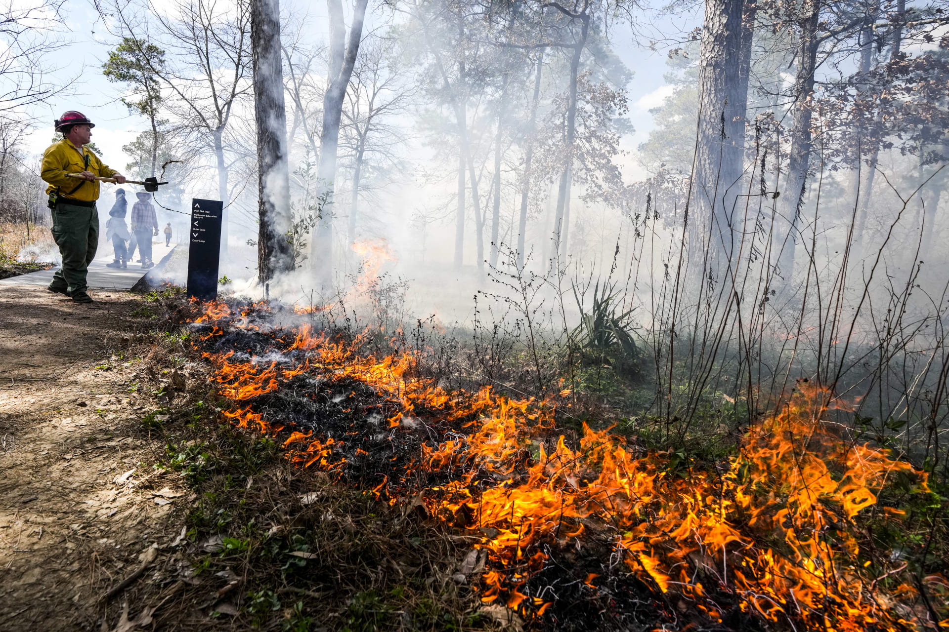 Texas sužují lesní požáry.