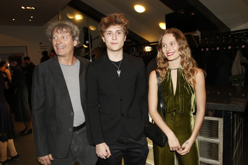 David Prachař se synem Františkem a dcerou Josefínou, které má s Lindou Rybovou.