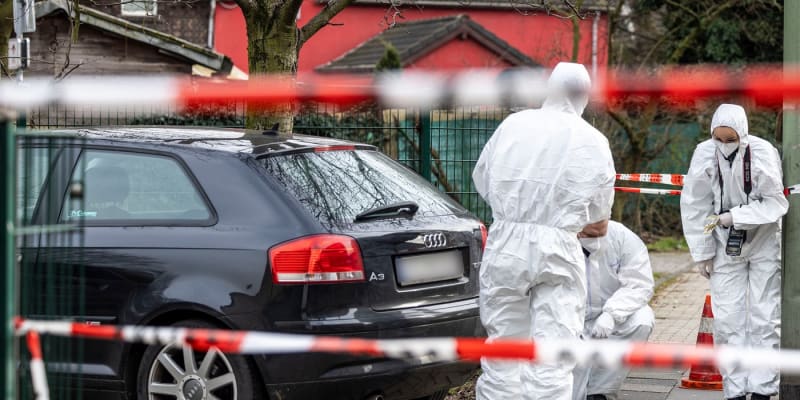 V německém Duisburgu byly při útoku vážně zraněny dvě děti