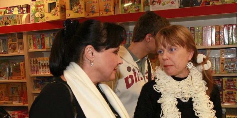 Lenka Kořínková s herečkou a zpěvačkou Dagmar Patrasovou