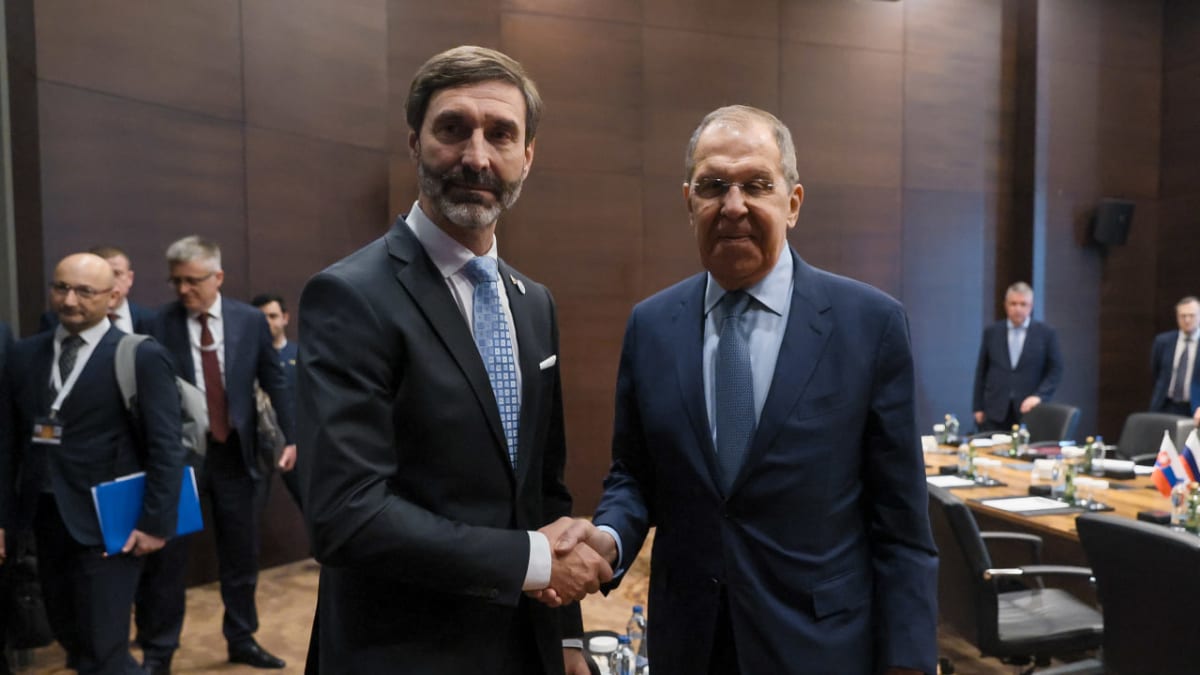 Juraj Blanár se sešel se Sergejem Lavrovem na diplomatickém fóru