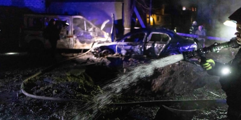 Jednu oběť si vyžádal nálet bezpilotních letounů také v Charkovské oblasti.