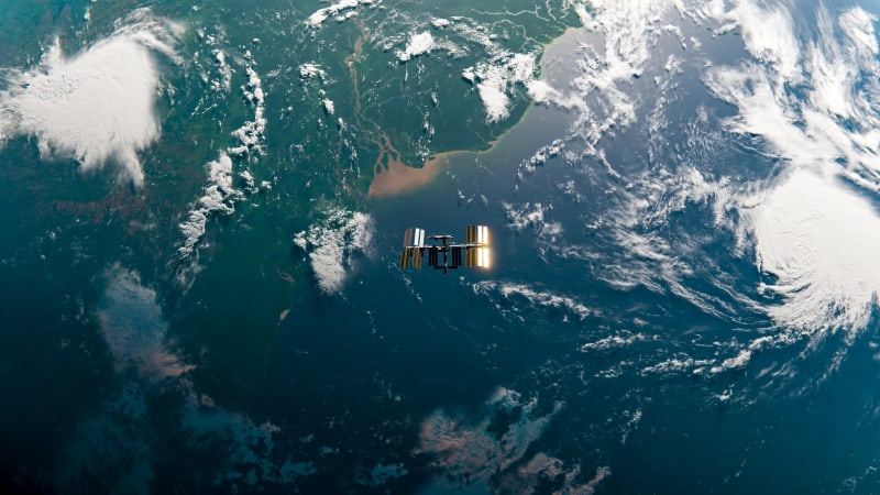 W1 je prvním místem, kde se mimo ISS (na obrázku) něco ve vesmíru vyrobilo