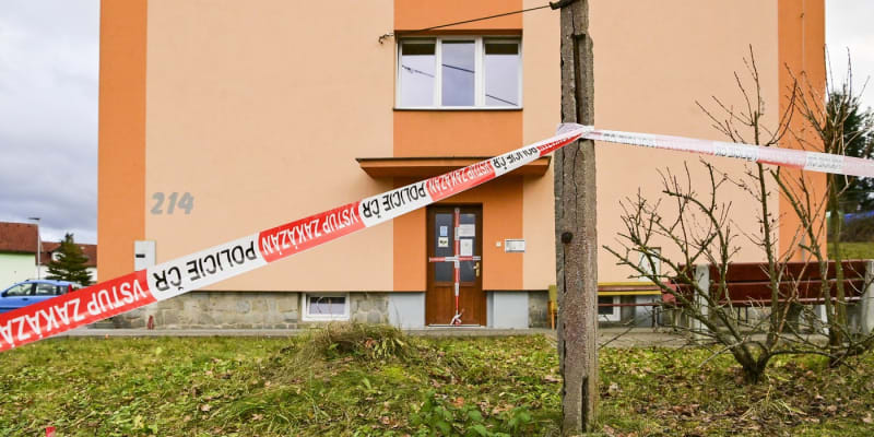 Dům s pečovatelskou službou ve Větřní na Českokrumlovsku, kde 29. prosince 2023 hořelo a zranilo se několik lidí. 