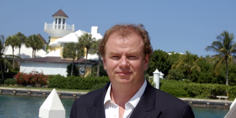 Finančník Viktor Kožený 5. května v přístavu milionářského městečka Lyford Cay nedaleko Nassau na Bahamách.