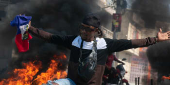Násilí roste, brzy dojdou zásoby, hlásí lékaři z Haiti. Šéf gangů vyslal nemilosrdný vzkaz