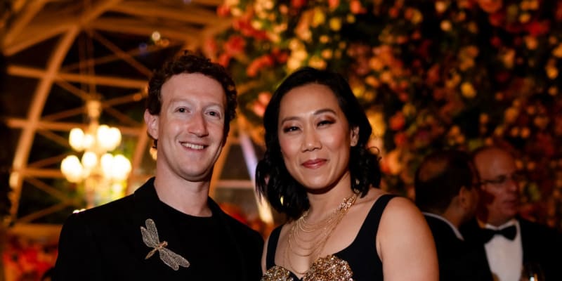 Mark Zuckerberg a jeho žena  Priscilla Chan