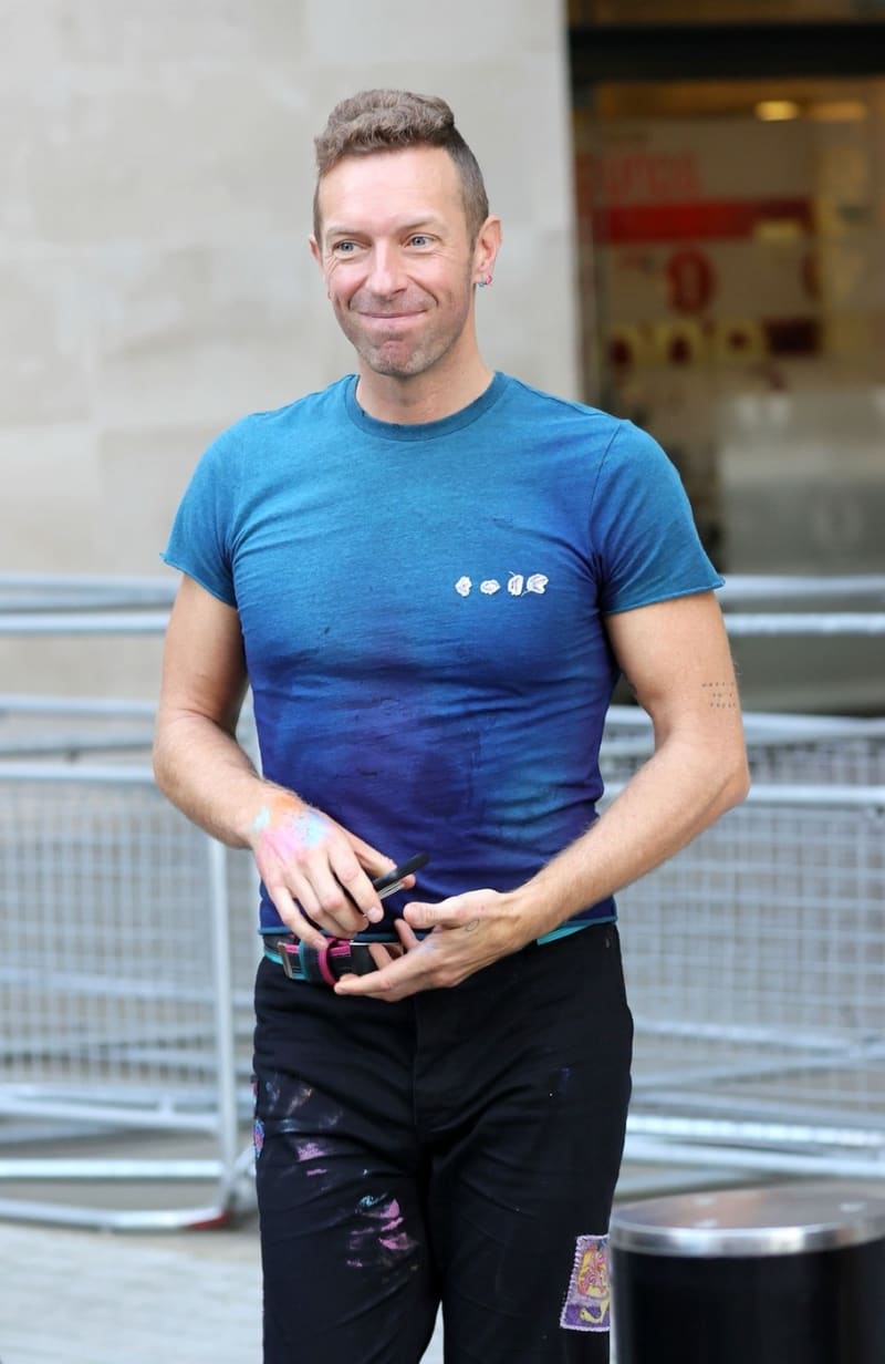 Chris Martin je frontmanem kapely Coldplay.