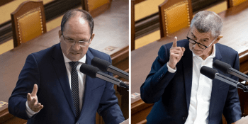Hádka a „brek“ ve Sněmovně: Babiš ostře kritizoval Výborného. Ministr mu nabídl kapesník