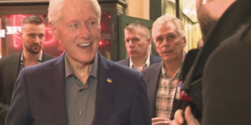 Bill Clinton dal CNN Prima NEWS exkluzivní rozhovor