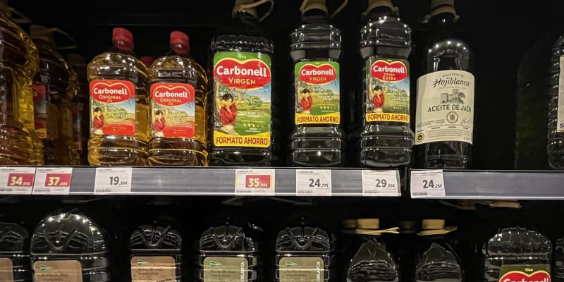 Ceny olivového oleje v Madridu v září loňského roku. Od té doby tekuté zlato značně podražilo