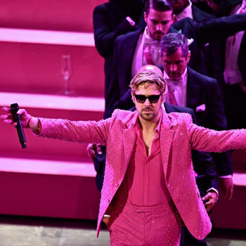 Herec Ryan Gosling při hudebním vystoupení na předávání Cen Akademie Oscar 2024.