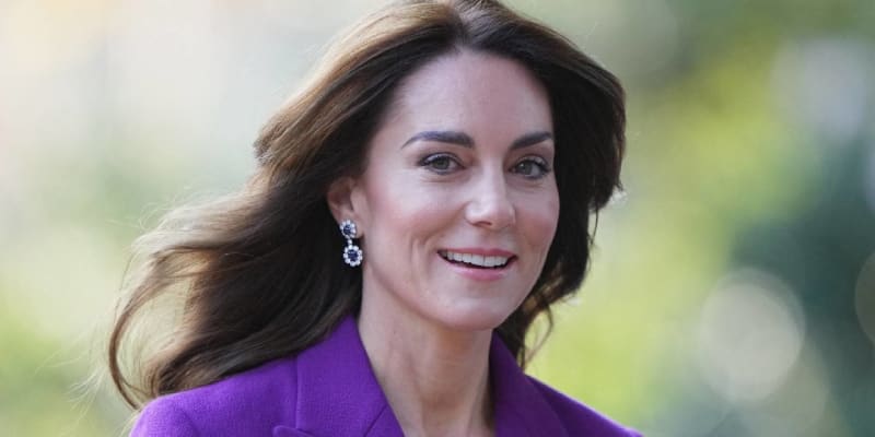 Usměvavá princezna Kate na snímku z listopadu 2023