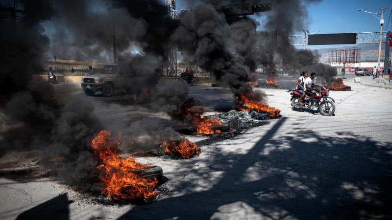 Násilí v ulicích hlavního města Haiti Port-au-Prince